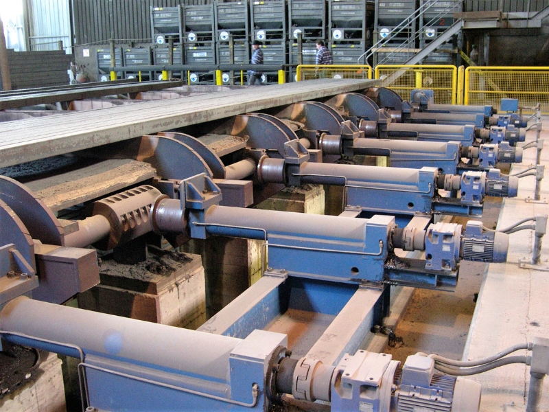 gearmotors-for-metal-industry (2)