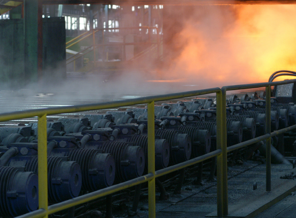 picture-rougher-mill-approach-roller-table